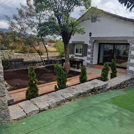 El Nido Del Aguila Hotel Las Gacelas, Becerril 贝塞里尔德拉谢拉 外观 照片