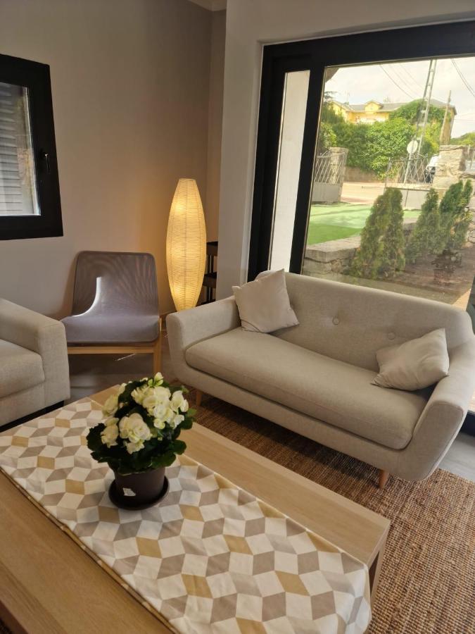 El Nido Del Aguila Hotel Las Gacelas, Becerril 贝塞里尔德拉谢拉 外观 照片